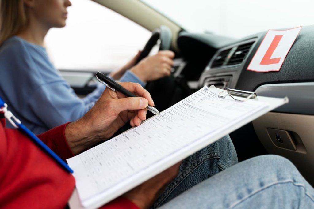 Beneficios del carnet de conducir: ventajas reales en tu día a día